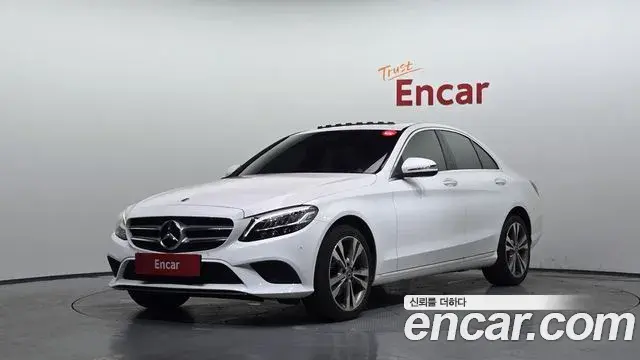 Mercedes-Benz C-Class 2020 — Фото 1/20
