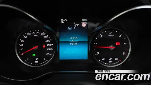 Mercedes-Benz C-Class 2020 — Фото 8/20