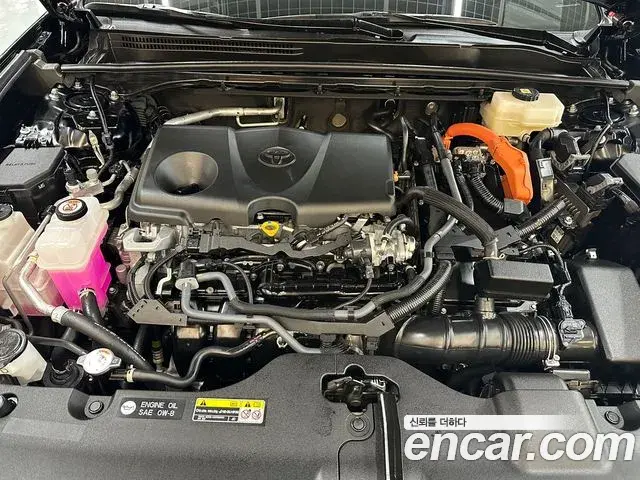 Toyota Crown Crossover 2023 — Photo 12/19