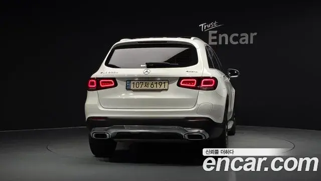 Mercedes-Benz GLC-Class 2021 — ფოტო 4/20
