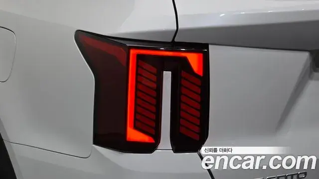 Kia Sorento 2024 — ფოტო 23/30