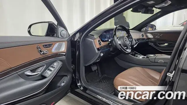 Mercedes-Benz S-Class 2018 — Фото 10/20