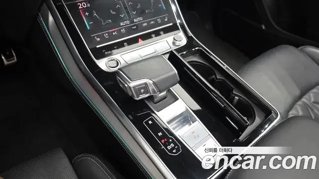Audi Q7 2021 — Фото 9/20