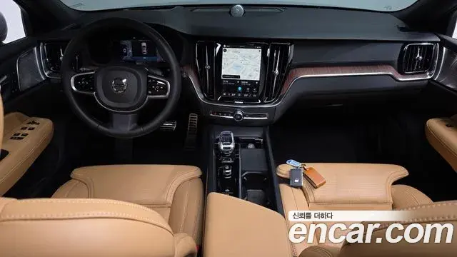 Volvo V60 Cross Country 2025 — Şəkil 17/39