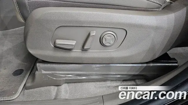 Kia Carnival 2026 — ფოტო 2/37