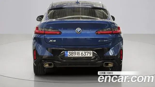 BMW X4 2022 — Фото 3/20