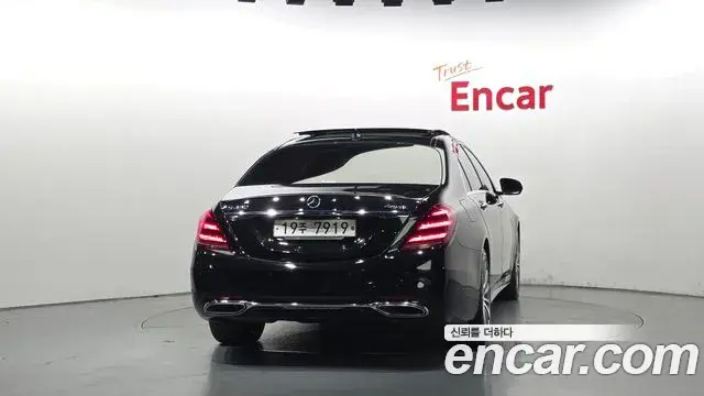 Mercedes-Benz S-Class 2018 — Фото 4/20