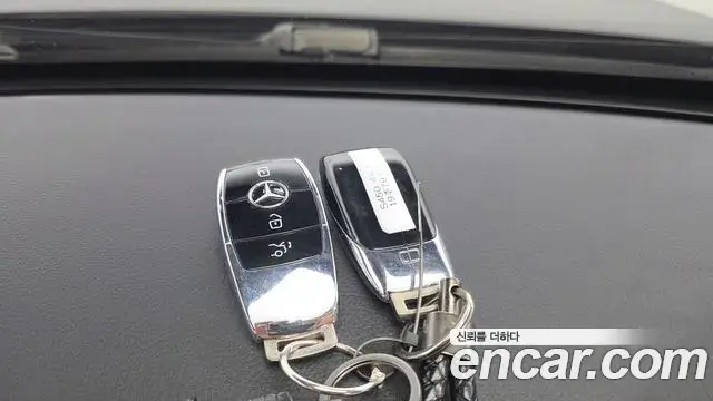 Mercedes-Benz S-Class 2018 — Фото 17/20