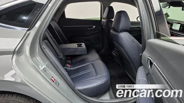 Hyundai Sonata 2022 — Фото 11/20