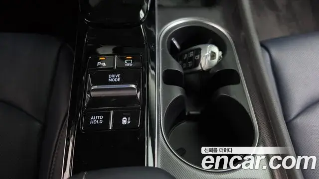 Hyundai Sonata 2022 — Фото 19/20