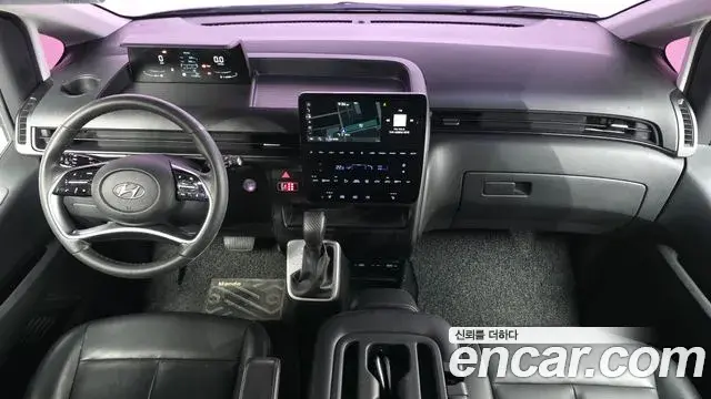 Hyundai Staria 2022 — Фото 7/20