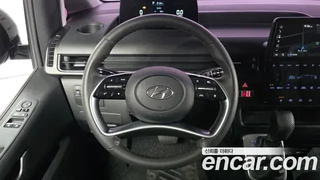 Hyundai Staria 2022 — Фото 14/20