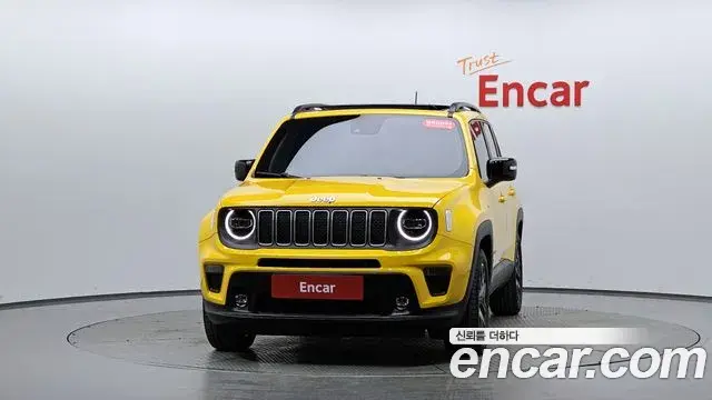 Jeep Renegade 2023 — Фото 3/20