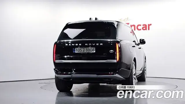 Land Rover Range Rover 2023 — Фото 4/20