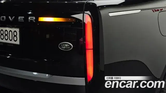 Land Rover Range Rover 2023 — Şəkil 27/37