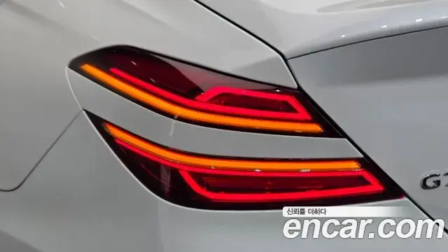 Genesis G70 2020 — ფოტო 23/34