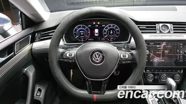 Volkswagen Arteon 2018 — Фото 13/20