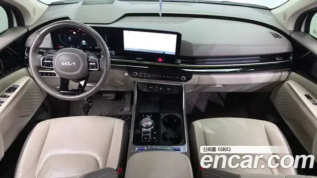 Kia Carnival 2023 — Photo 7/20