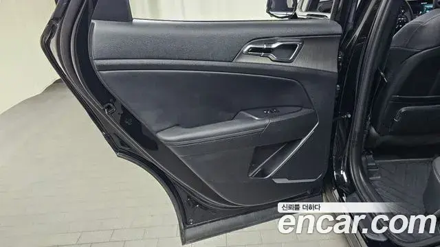 Kia Sportage 2025 — ფოტო 15/33
