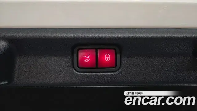 Mercedes-Benz EQE 2023 — ფოტო 6/38