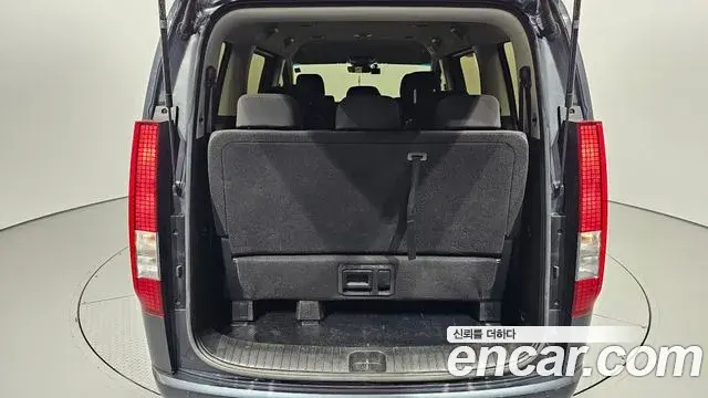 Hyundai Staria 2023 — Фото 20/20