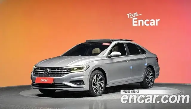 Volkswagen Jetta 2021 — Фото 1/20