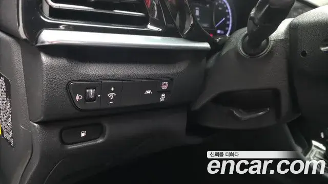 Kia Niro 2020 — Фото 19/20
