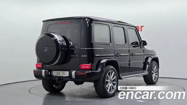Mercedes-Benz G-Class 2021 — Photo 15/32