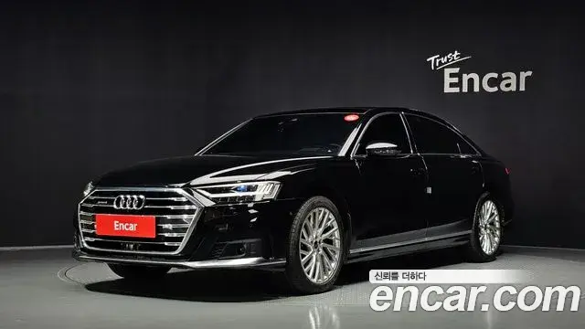Audi A8 2021 — Фото 1/20