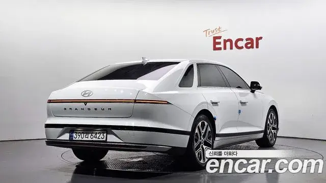 Hyundai Grandeur 2023 — Фото 2/20