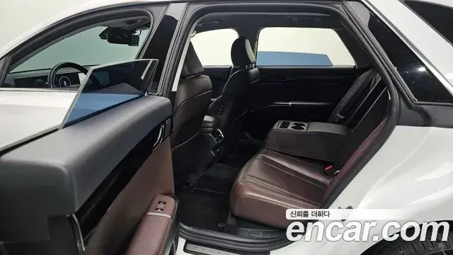Hyundai Grandeur 2023 — Фото 12/20