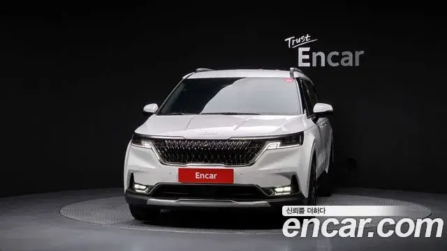 Kia Carnival 2023 — Фото 3/20