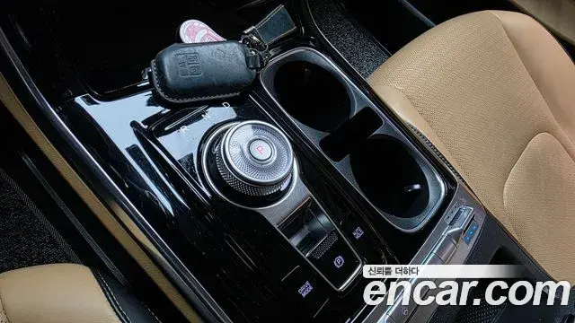 Kia Carnival 2023 — Фото 9/20