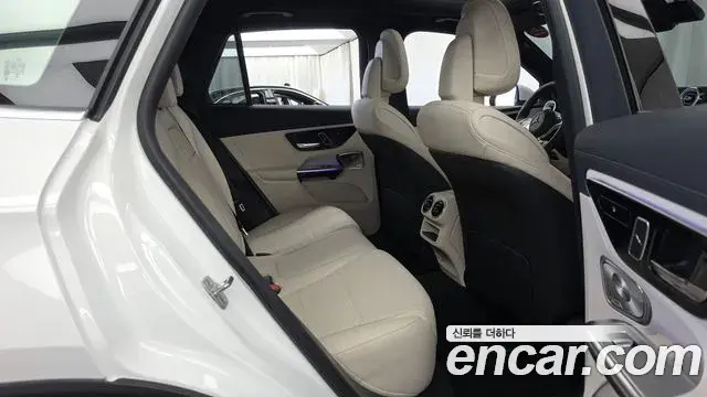 Mercedes-Benz GLC-Class 2026 — ფოტო 12/20