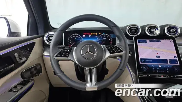 Mercedes-Benz GLC-Class 2026 — ფოტო 13/20