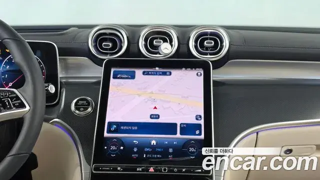 Mercedes-Benz GLC-Class 2026 — ფოტო 14/20