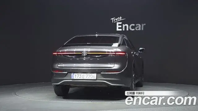 Toyota Crown Crossover 2024 — Şəkil 4/20