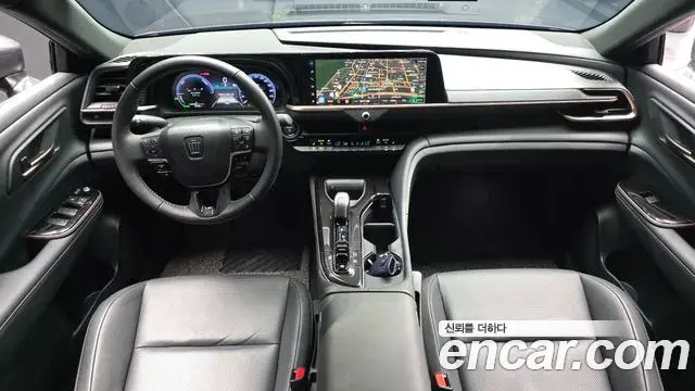 Toyota Crown Crossover 2024 — Şəkil 7/20