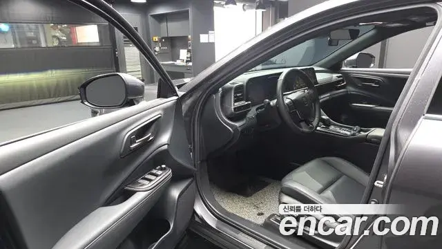 Toyota Crown Crossover 2024 — Şəkil 10/20