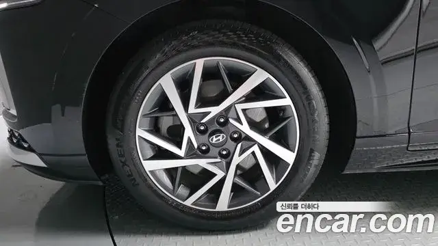 Hyundai Grandeur 2023 — Photo 4/20