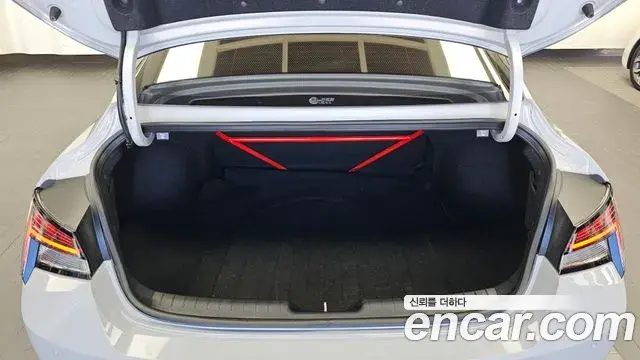 Hyundai Avante 2023 — Фото 20/20