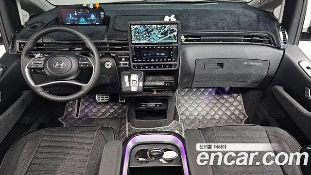 Hyundai Staria 2025 — Фото 7/20