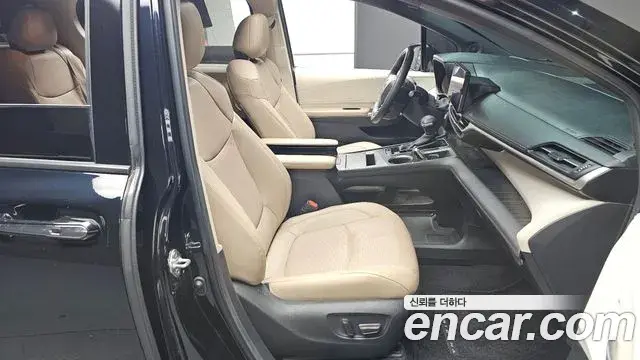 Toyota Sienna 2023 — Şəkil 17/20