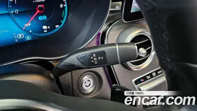 Mercedes-Benz GLC-Class 2020 — Photo 9/20