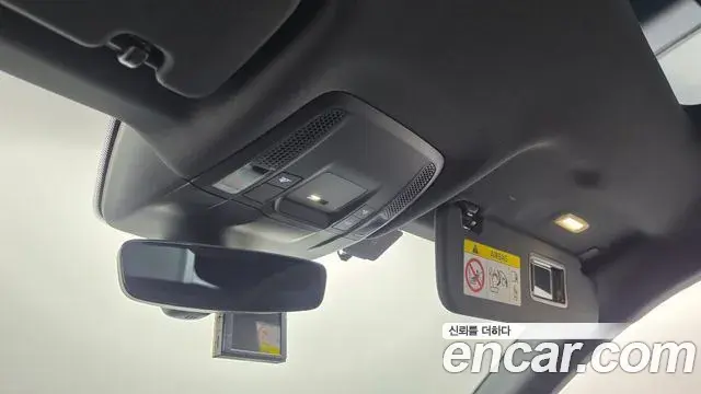 Porsche Taycan 2021 — Photo 15/40