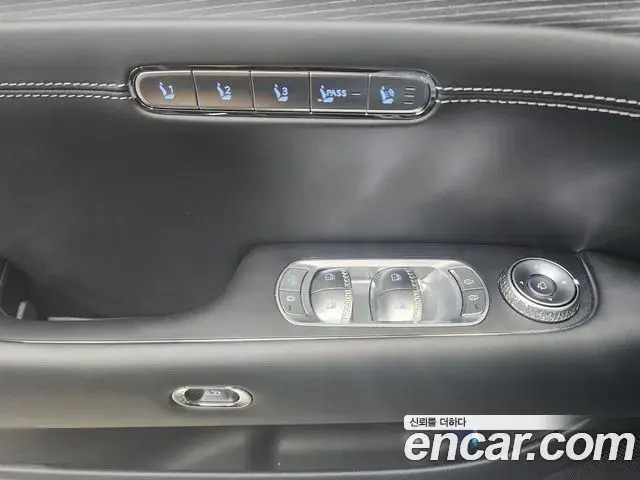 Genesis G90 2022 — Фото 6/20