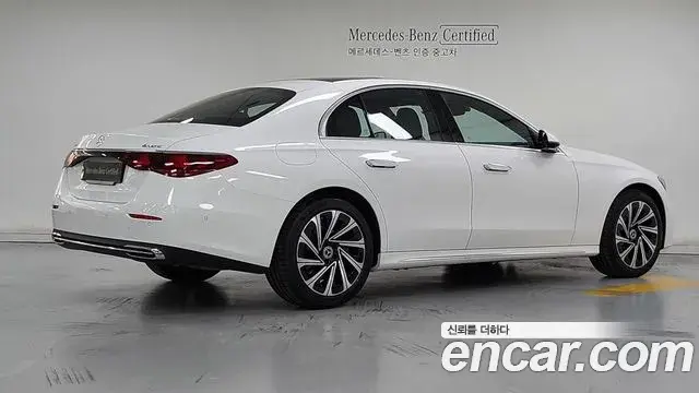 Mercedes-Benz E-Class 2025 — Фото 2/17
