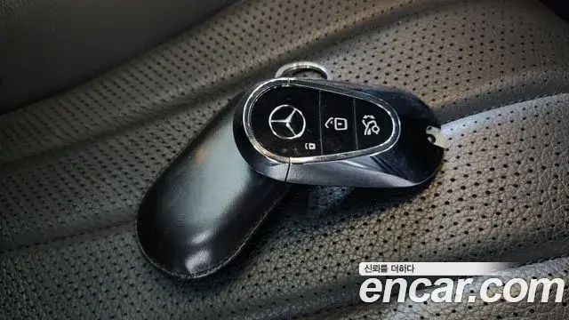 Mercedes-Benz S-Class 2021 — Фото 19/20