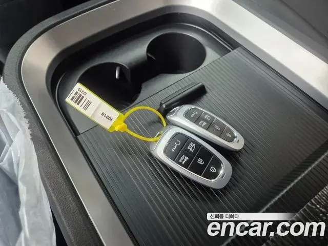Hyundai Staria 2022 — Фото 12/15