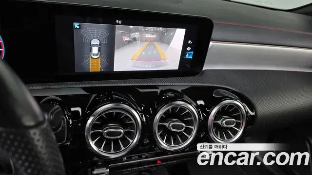 Mercedes-Benz CLA-Class 2020 — Фото 17/20